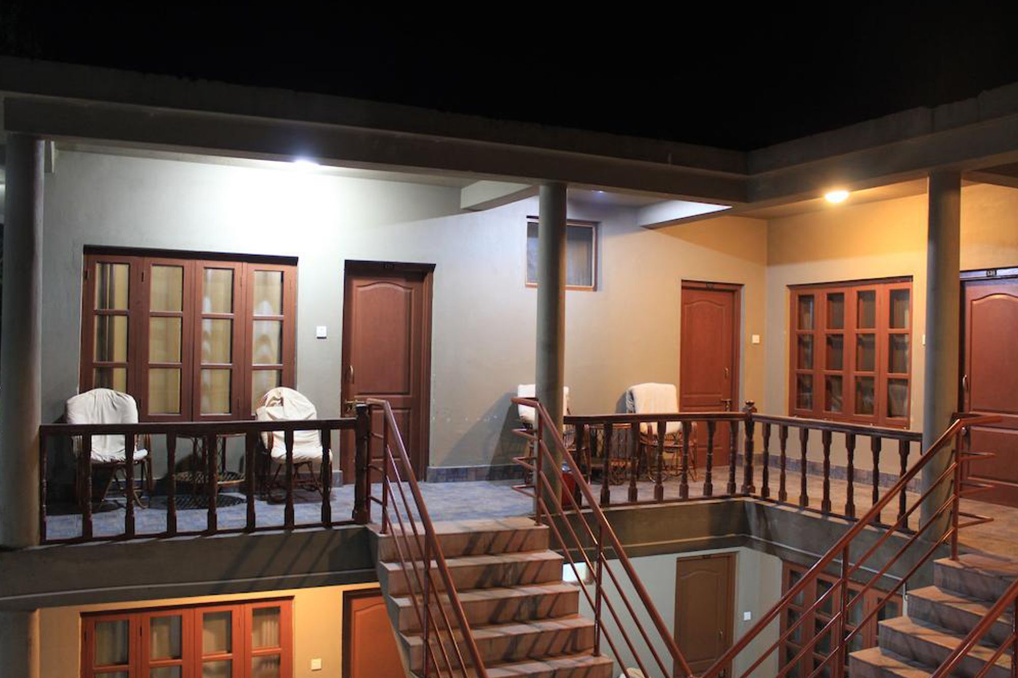 Unique Wild Resort Sauraha Esterno foto